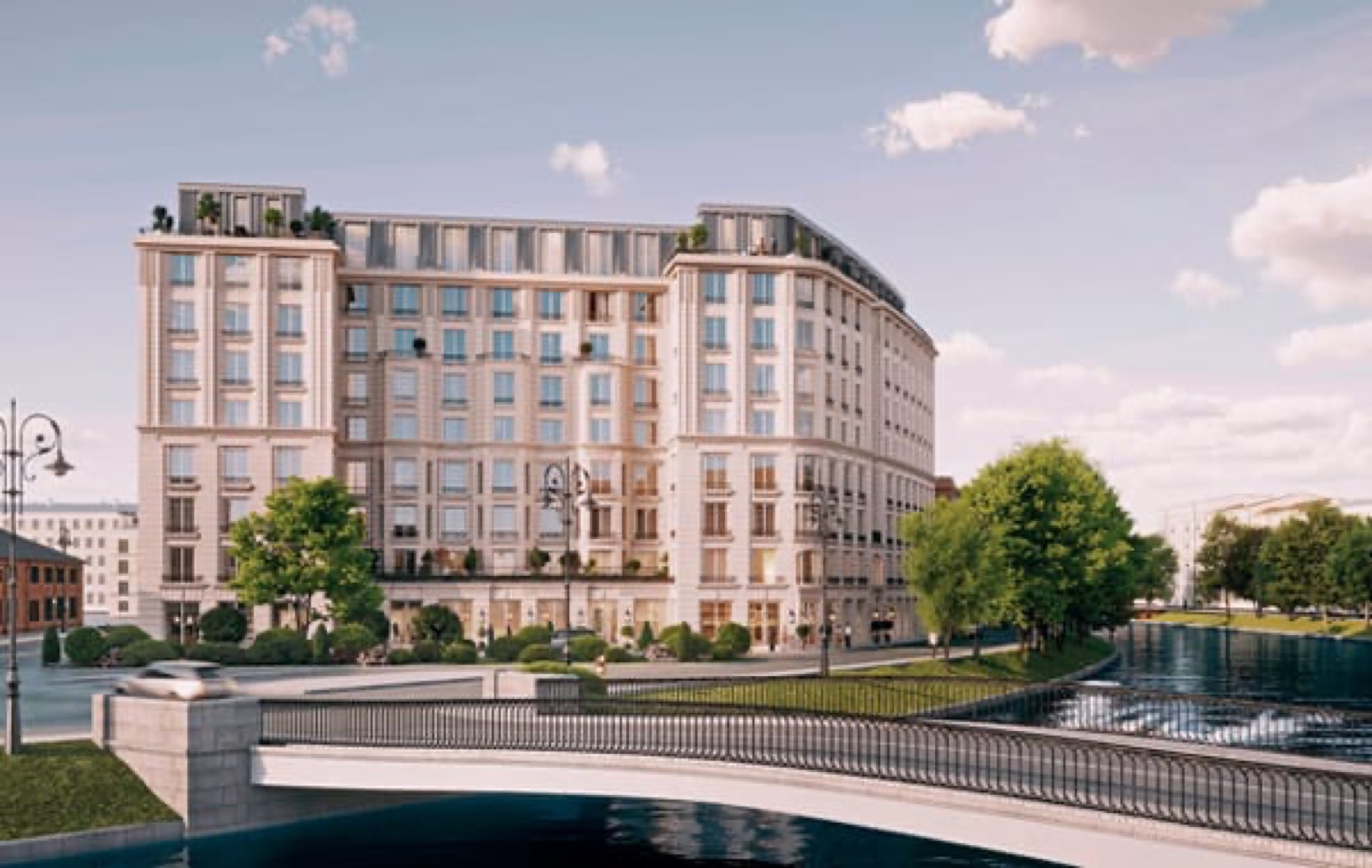 фасад дома со стороны набережной и моста